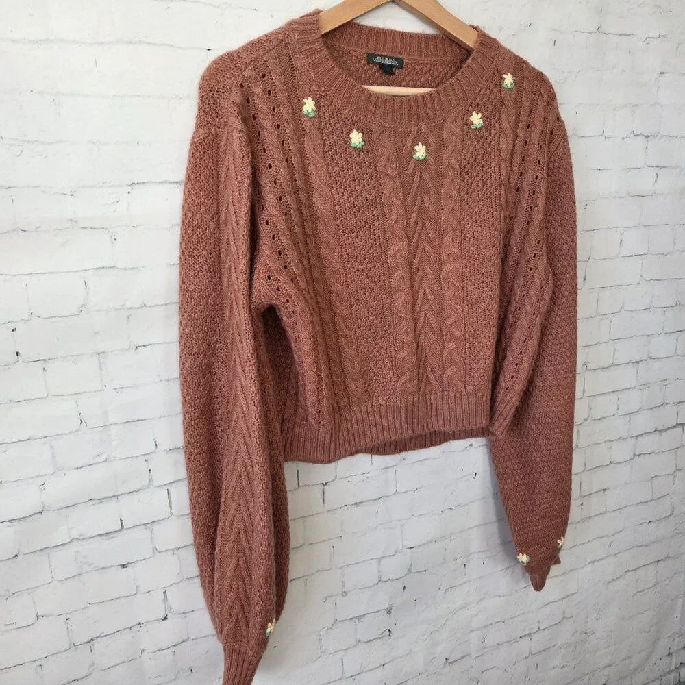 Wild Fable Cable Knit Embroidery Sweater Size M Brown Floral Crew Balloon Sleeve